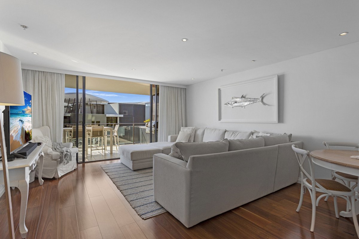 2082/2-14 The Esplanade Burleigh Heads 16