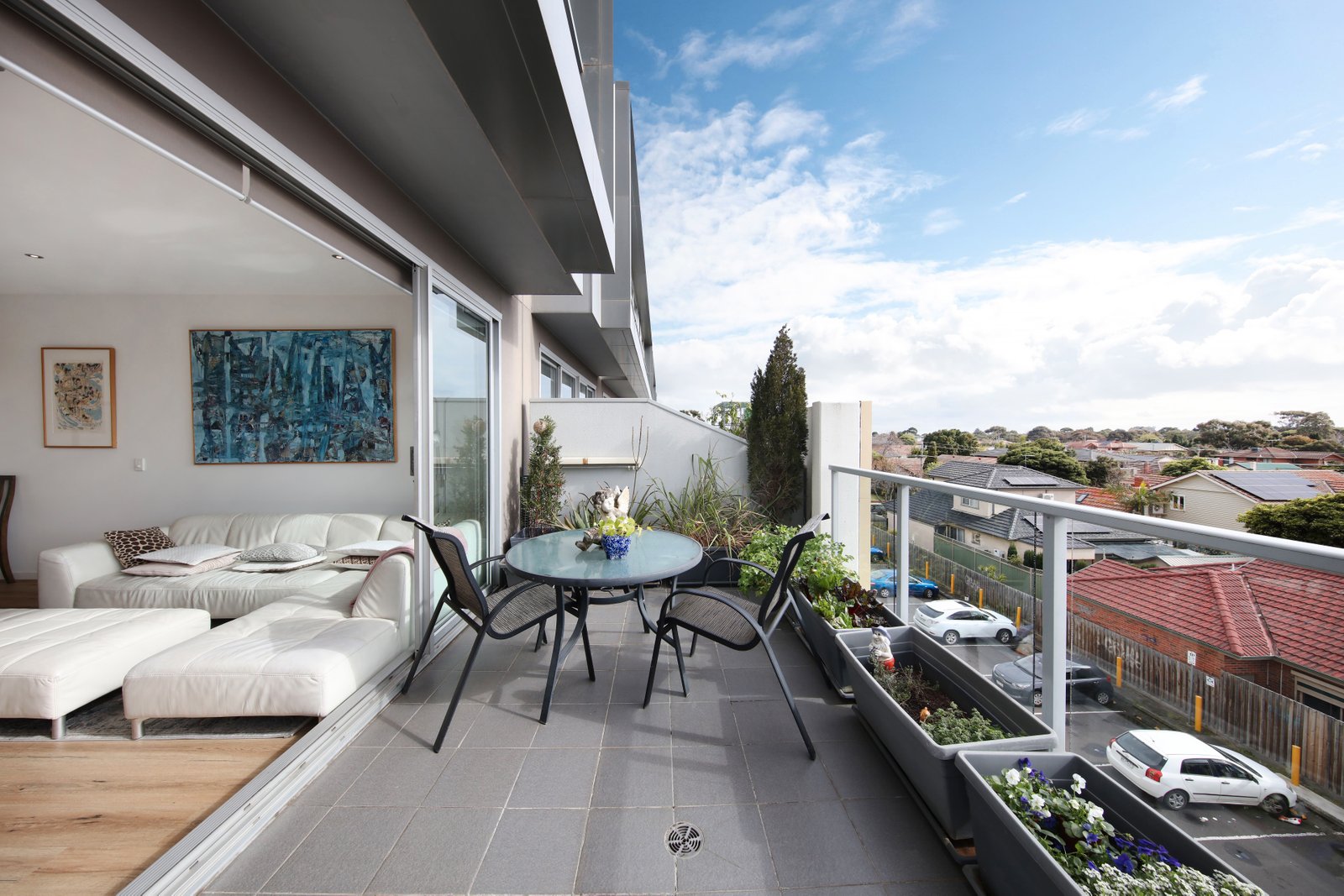 Gallery: 208/285 Centre Road