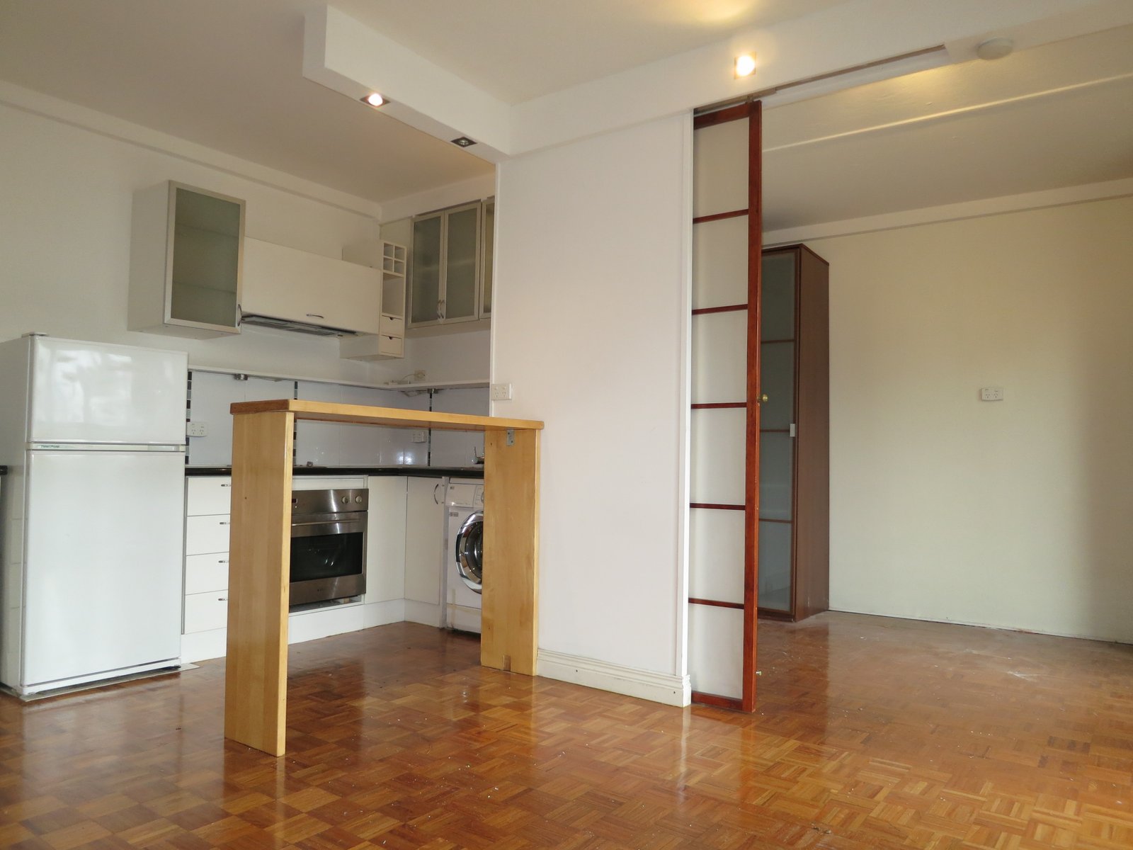 Gallery: 208/363 Beaconsfield Parade