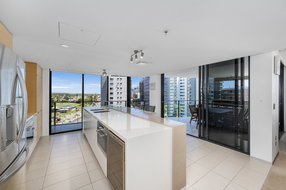 2084/2-14 The Esplanade Burleigh Heads 12