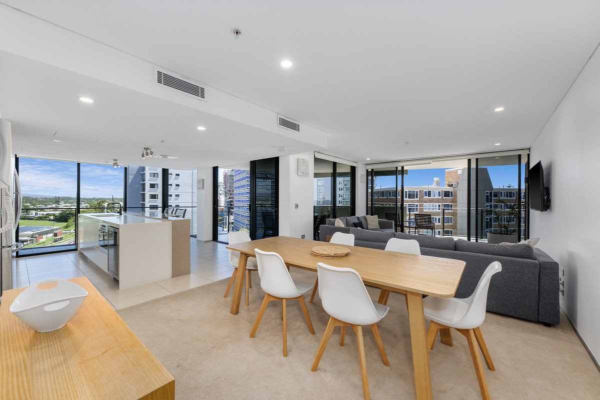 2084/2-14 The Esplanade Burleigh Heads 13