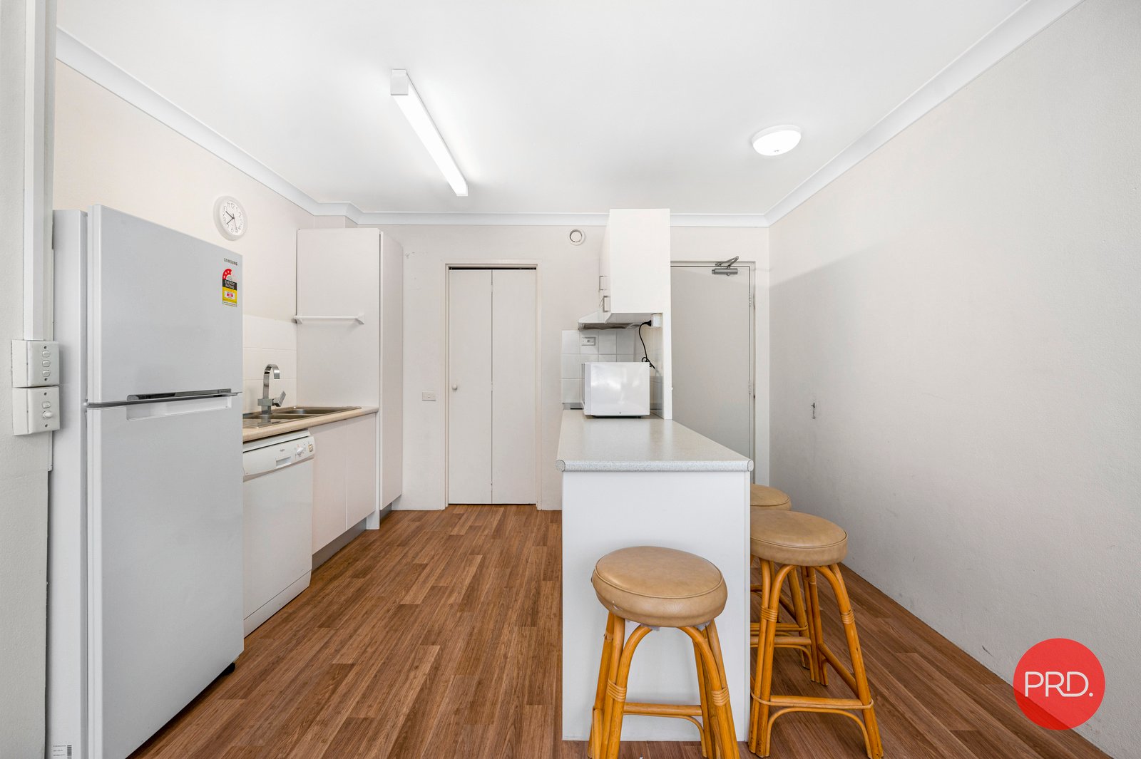 208/63 Ocean Parade COFFS HARBOUR 4