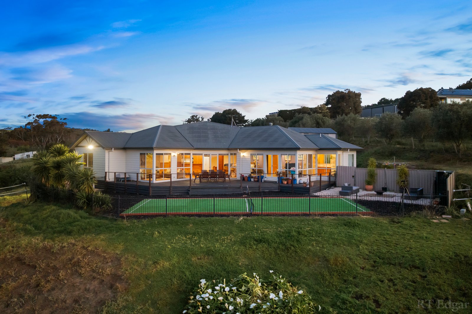 Real Estate and Property in 2087-2089 Portarlington Road, Drysdale, VIC