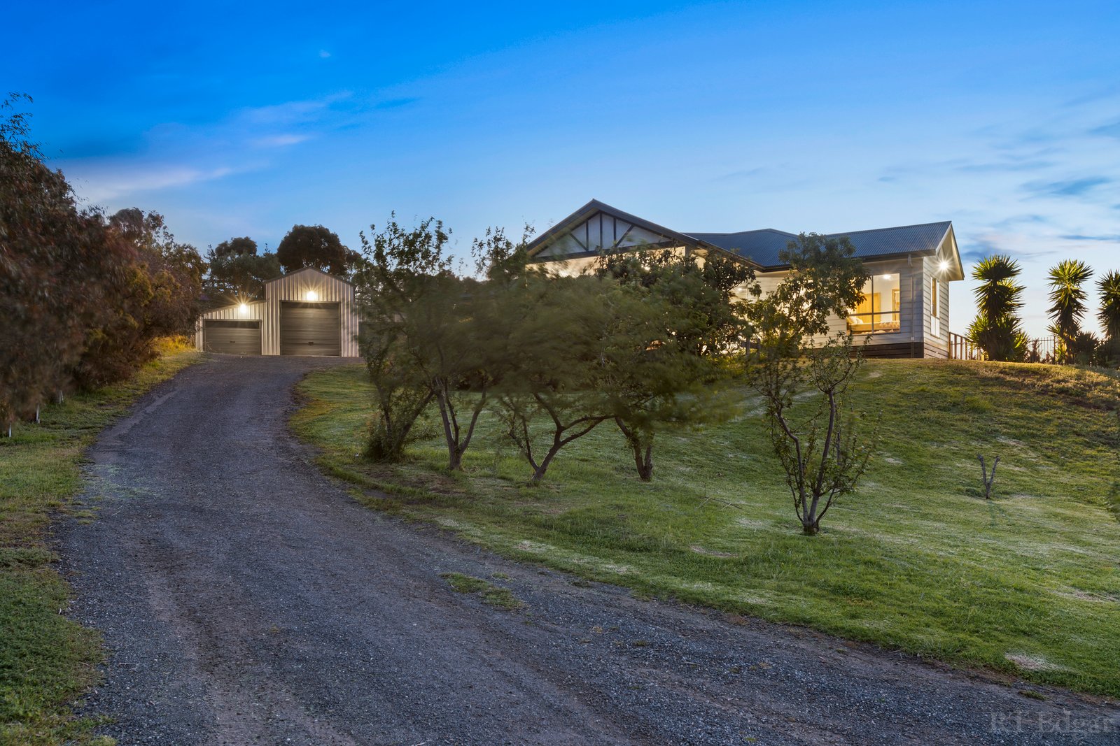 Real Estate and Property in 2087-2089 Portarlington Road, Drysdale, VIC