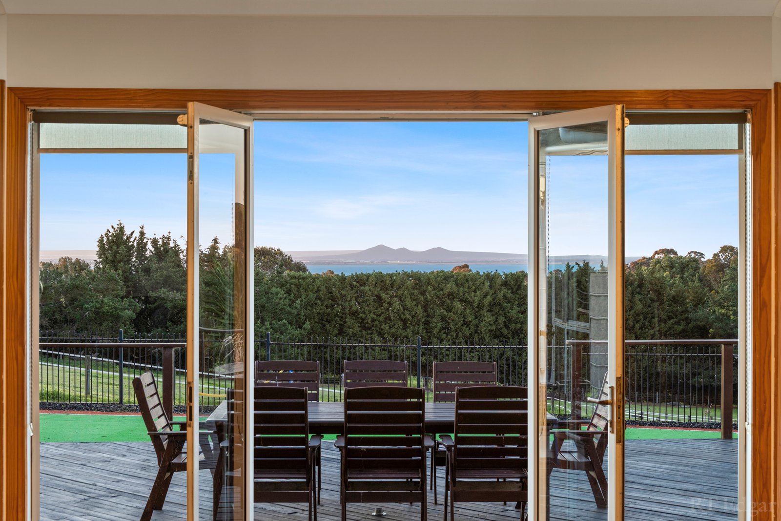 Real Estate and Property in 2087-2089 Portarlington Road, Drysdale, VIC