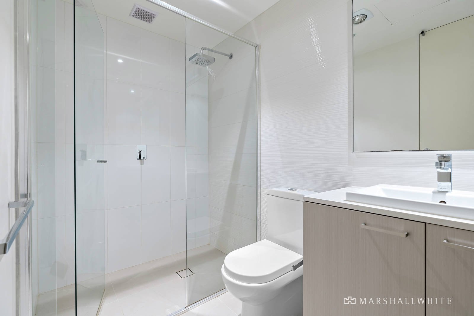 20/872 - 874 Doncaster Road, Doncaster East, VIC