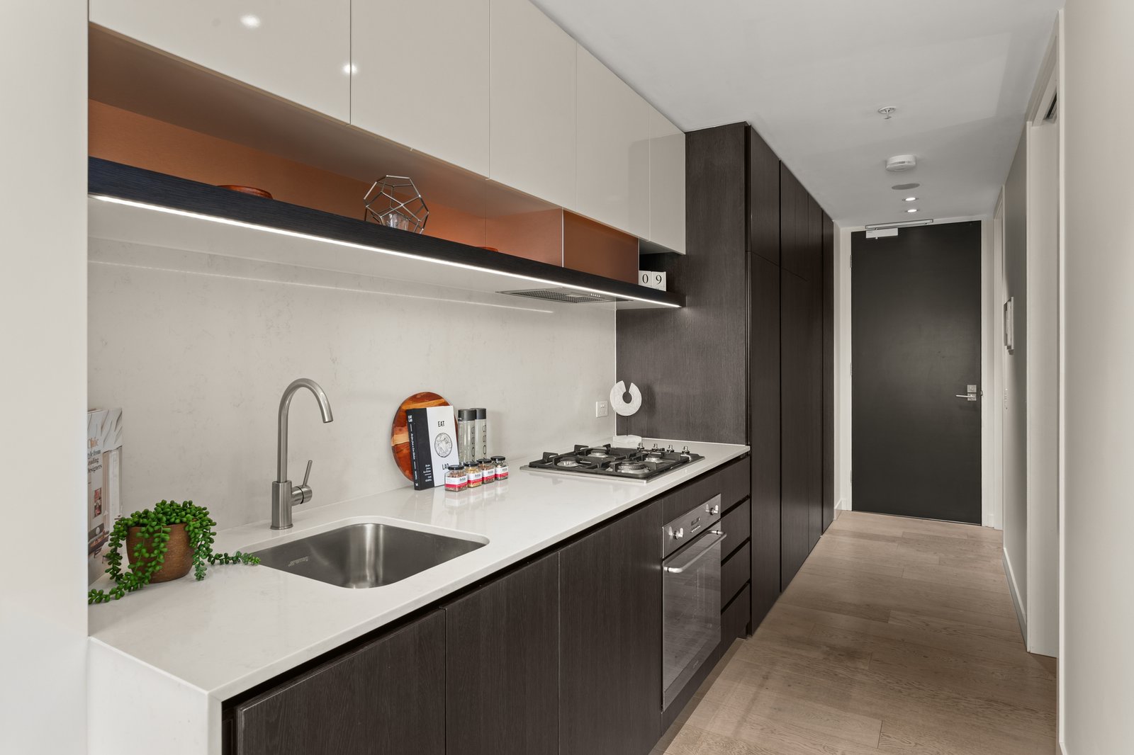 Gallery: 208/828 Burke Road