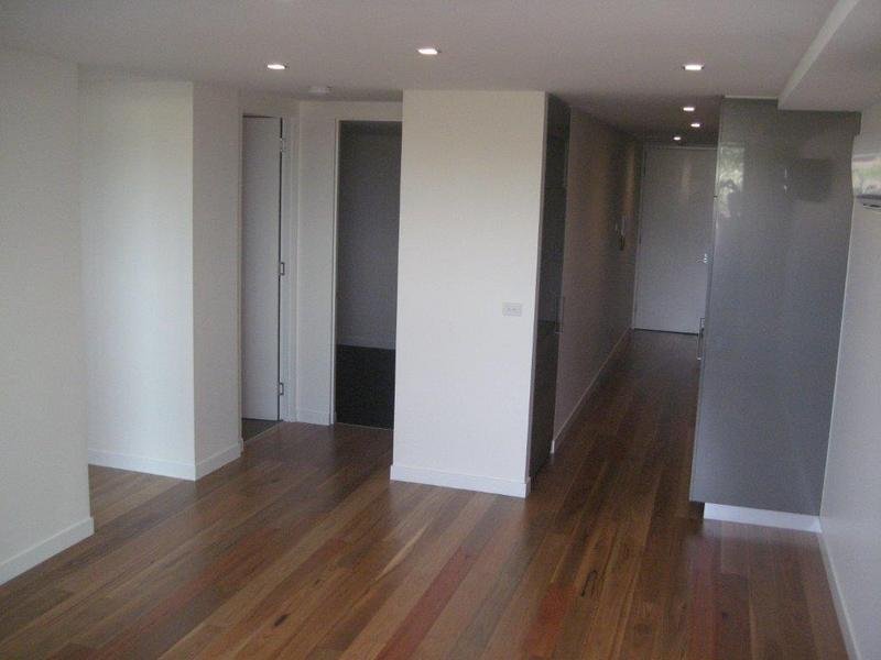 Gallery: 208/88 Dow Street