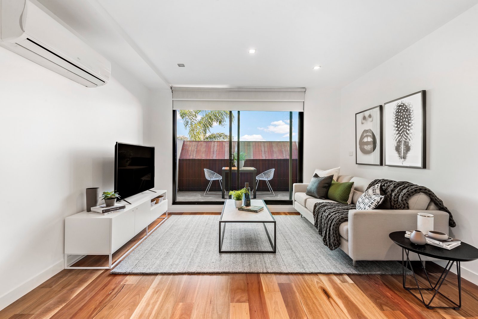 Gallery: 208/88 Dow Street