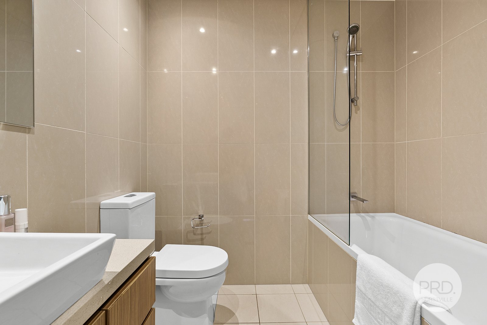 208/99 Forest Road HURSTVILLE 7