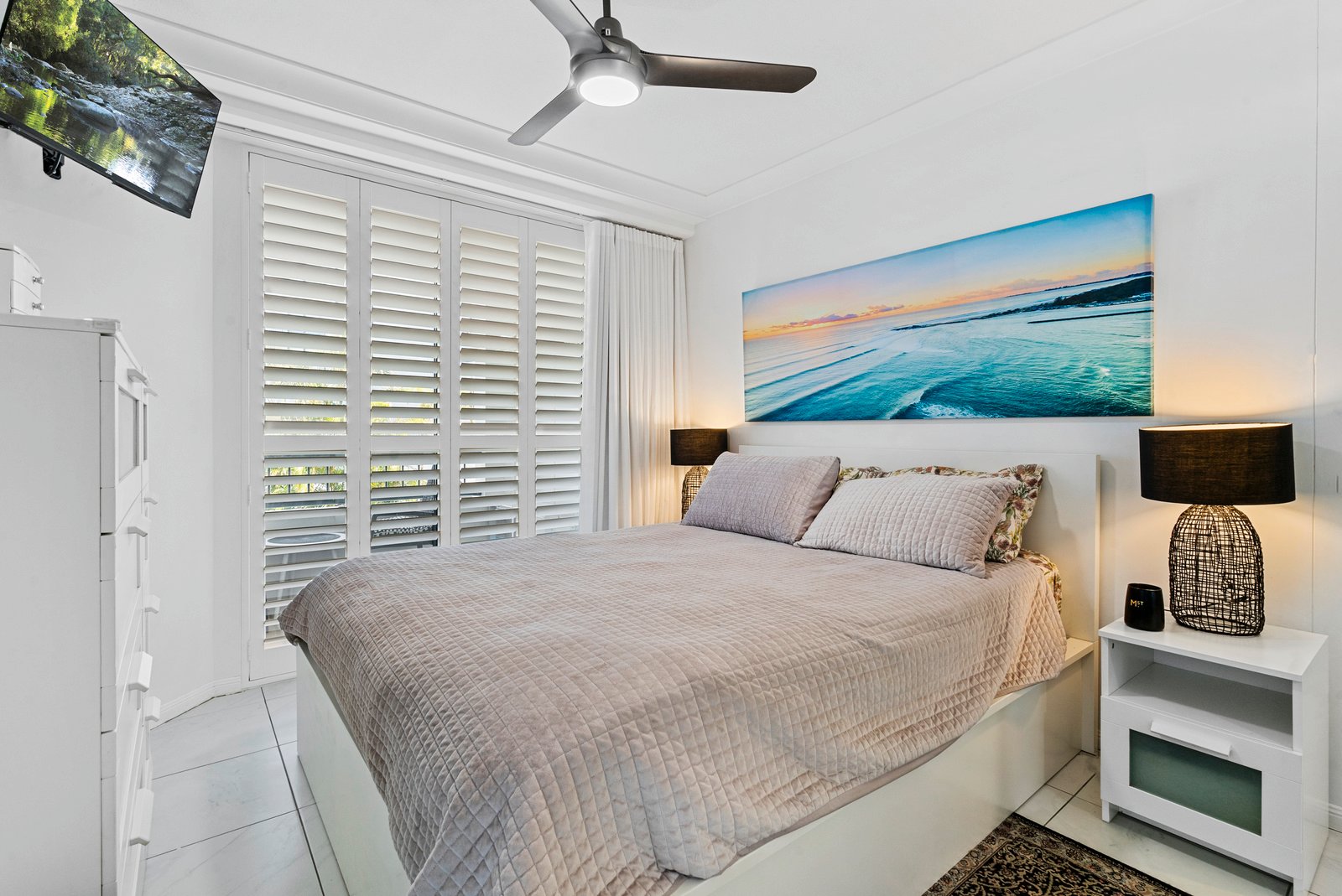 208/99 Griffith Street COOLANGATTA 6