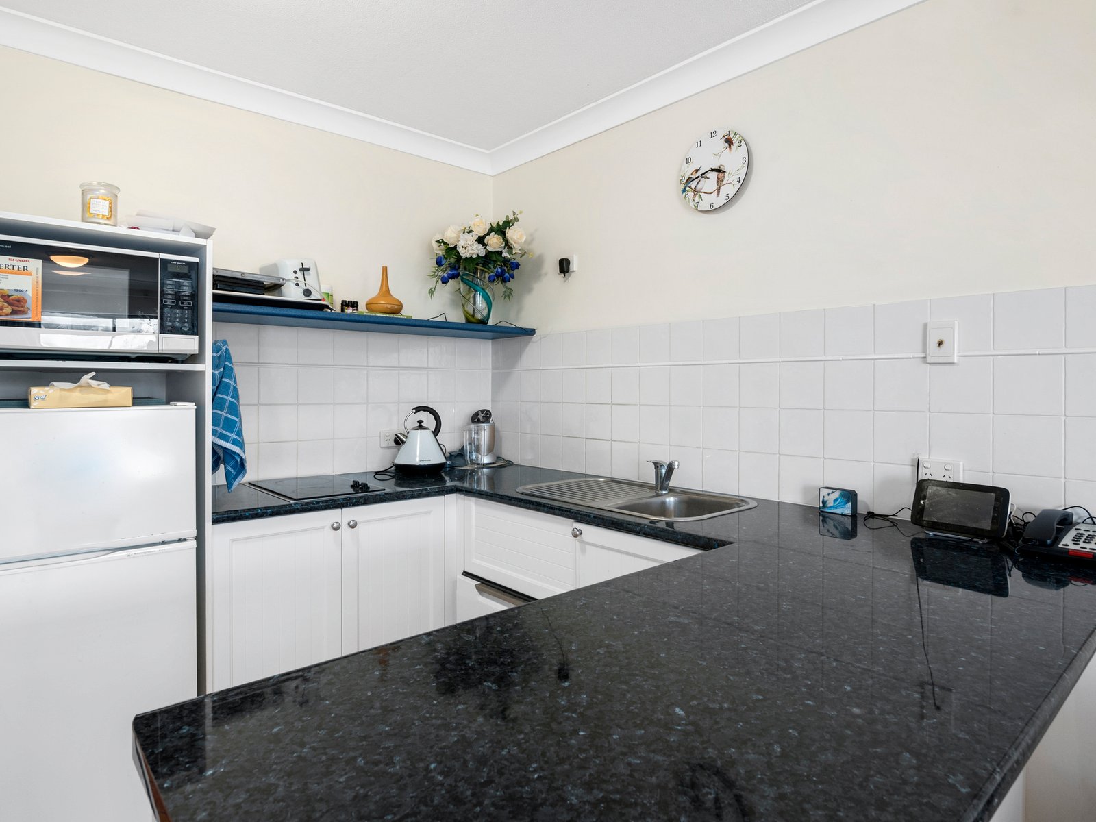 208/99 Griffith Street COOLANGATTA 3