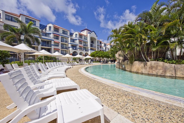 208/99 Griffith Street COOLANGATTA 11