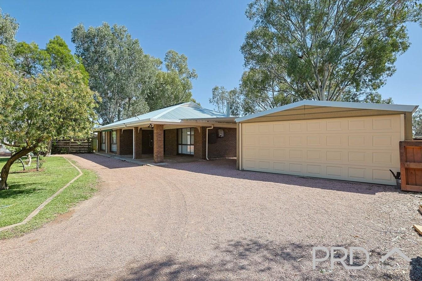 209 Adams Street WENTWORTH 1