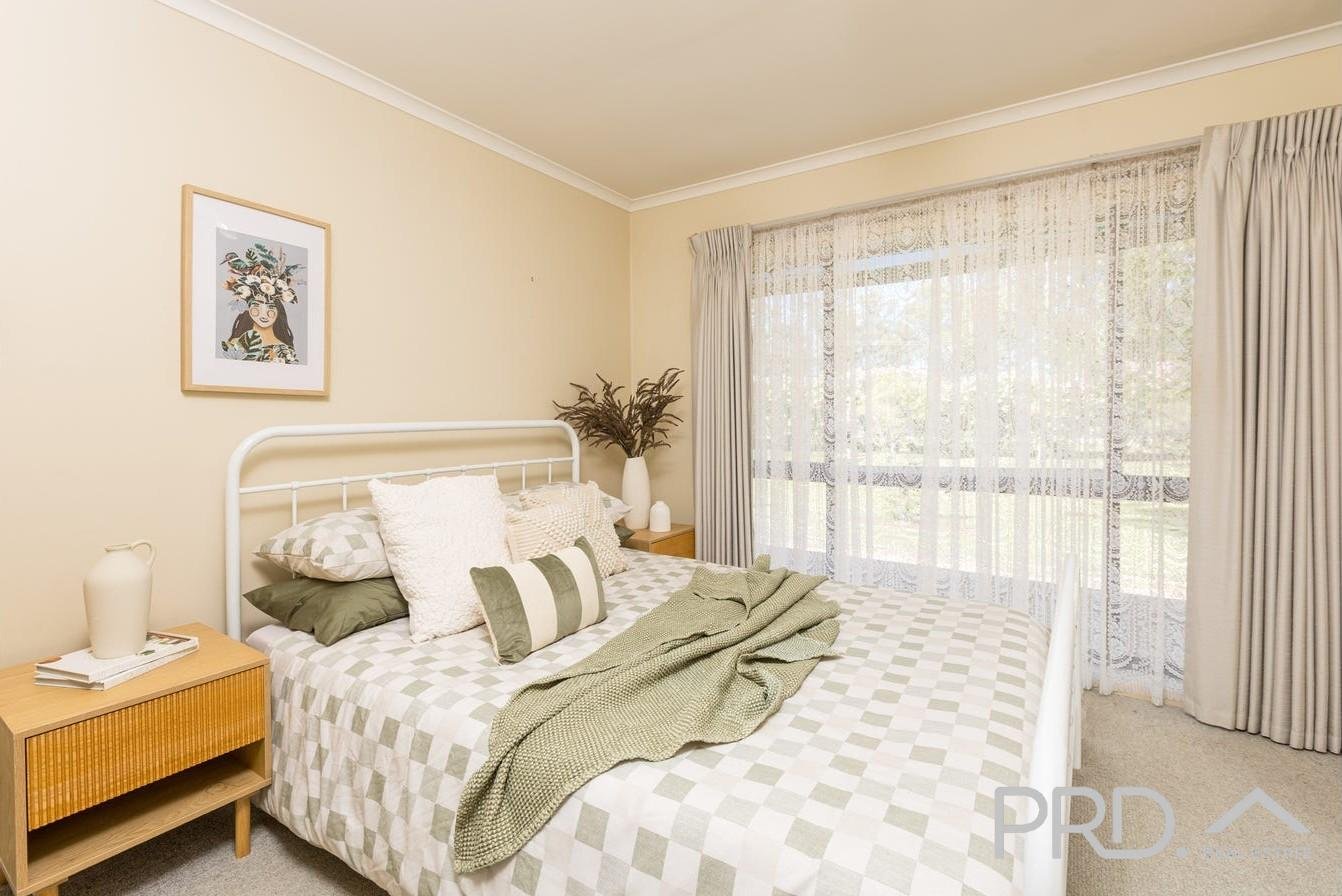 209 Adams Street WENTWORTH 8