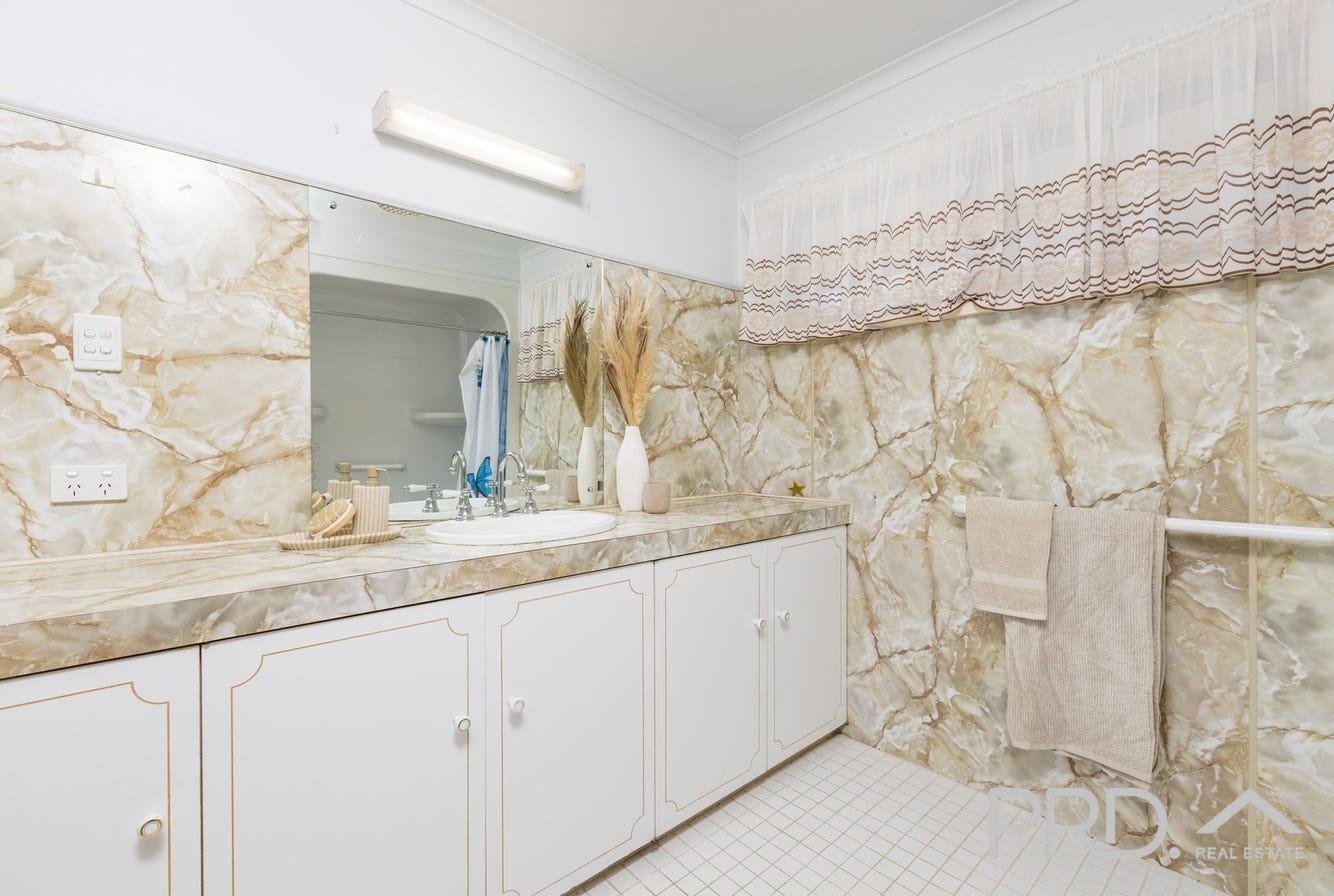209 Adams Street WENTWORTH 12