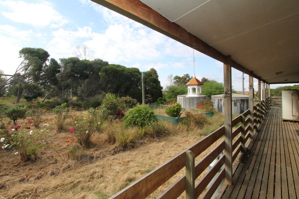 209 Davis Road BERRINGA 11