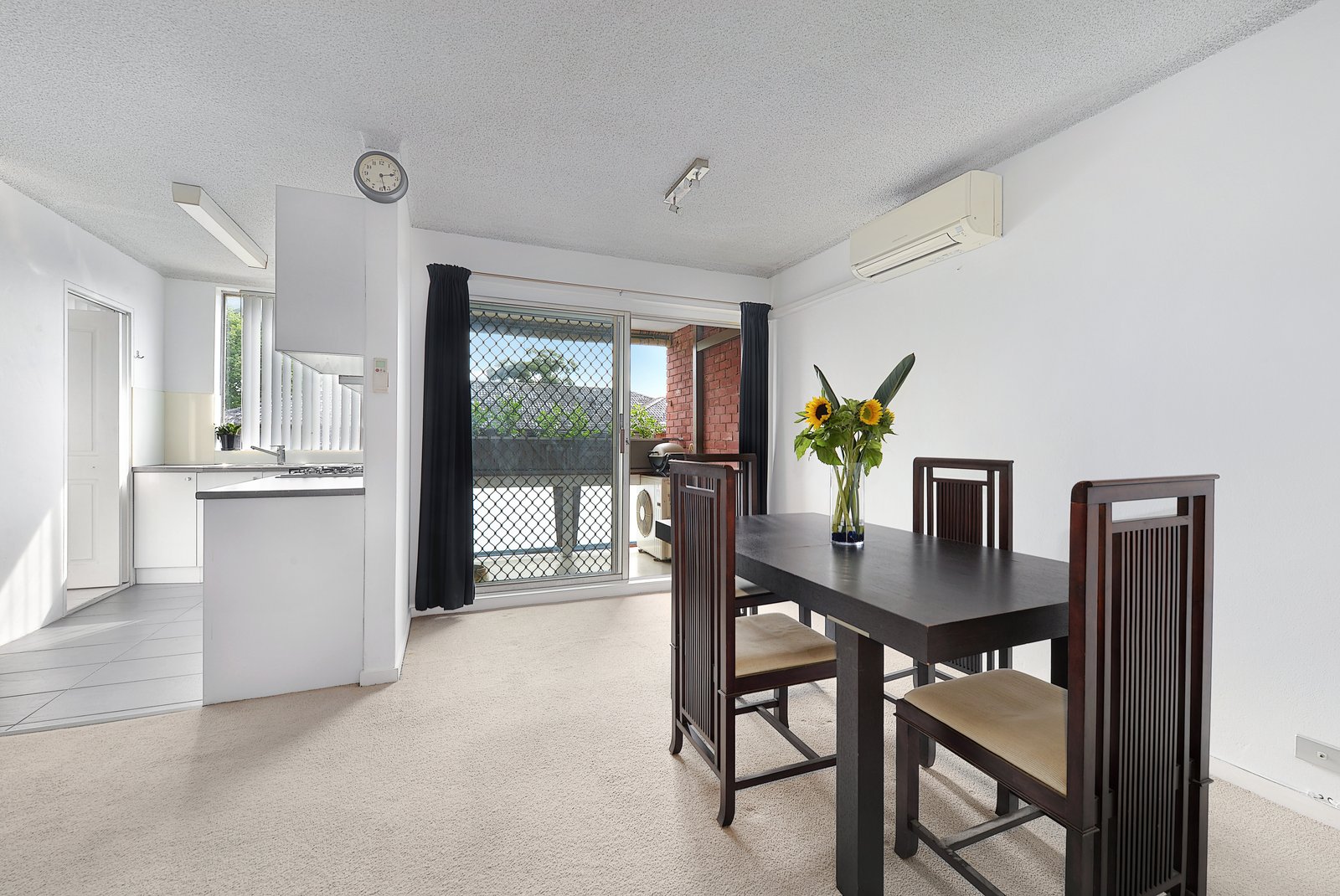 20/9 Grace Campbell Crescent HILLSDALE 1