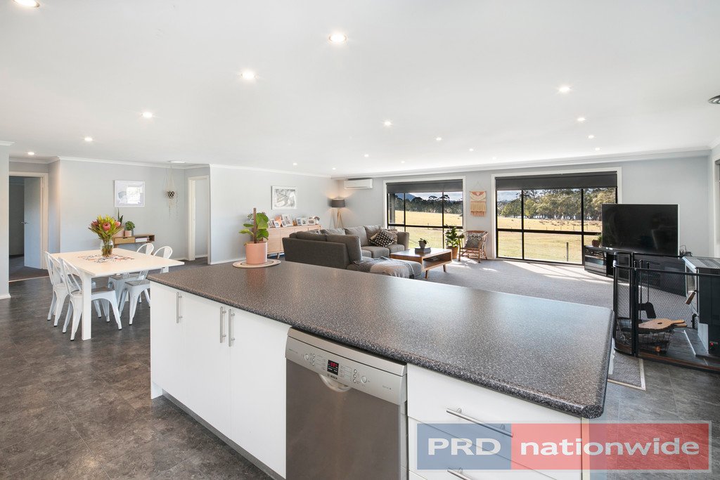 209 Lyons Road NAVIGATORS 6