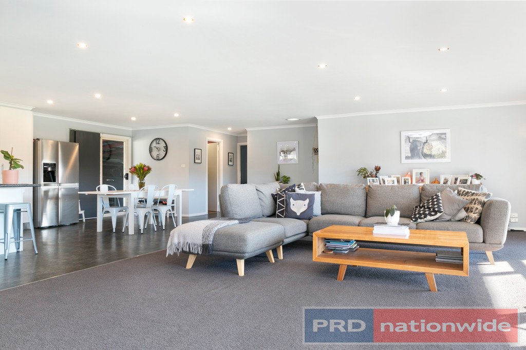 209 Lyons Road NAVIGATORS 8