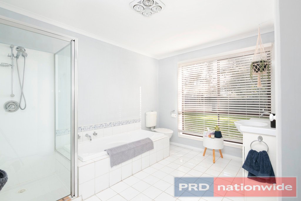 209 Lyons Road NAVIGATORS 13