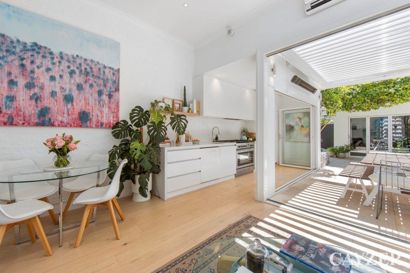 Gallery: 209 Ross Street