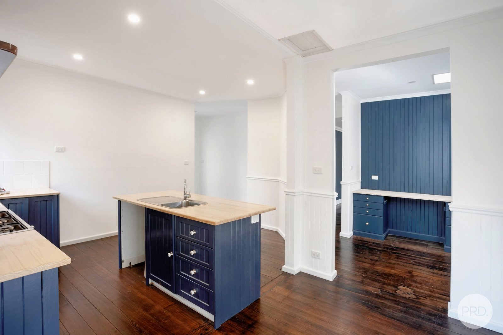 209 Rubicon Street SEBASTOPOL 2