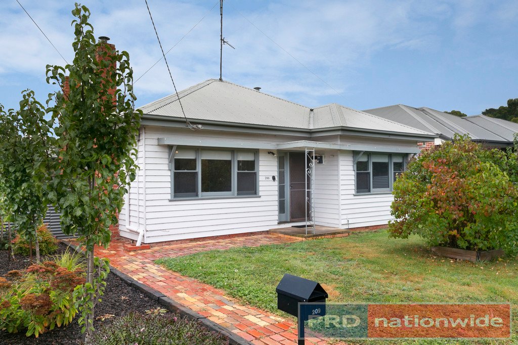 209 Stawell Street North BALLARAT EAST 1