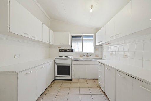 209 The Grand Parade MONTEREY 2