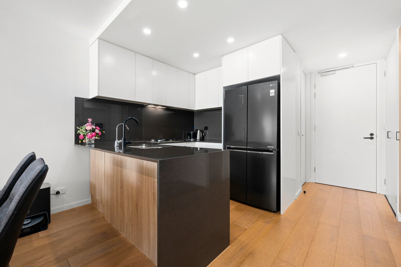 Gallery: 209/215 Chesterville Road