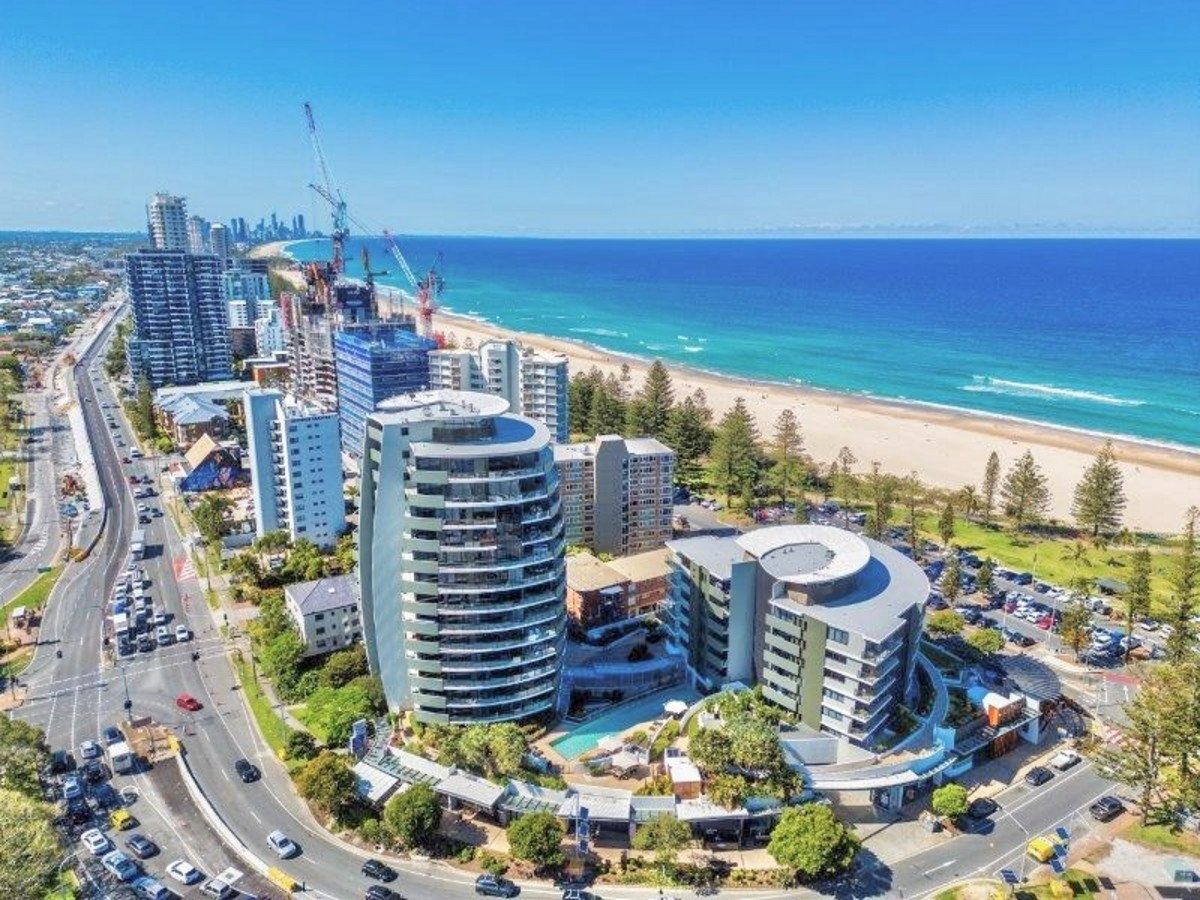2094/2-14 The Esplanade Burleigh Heads 1