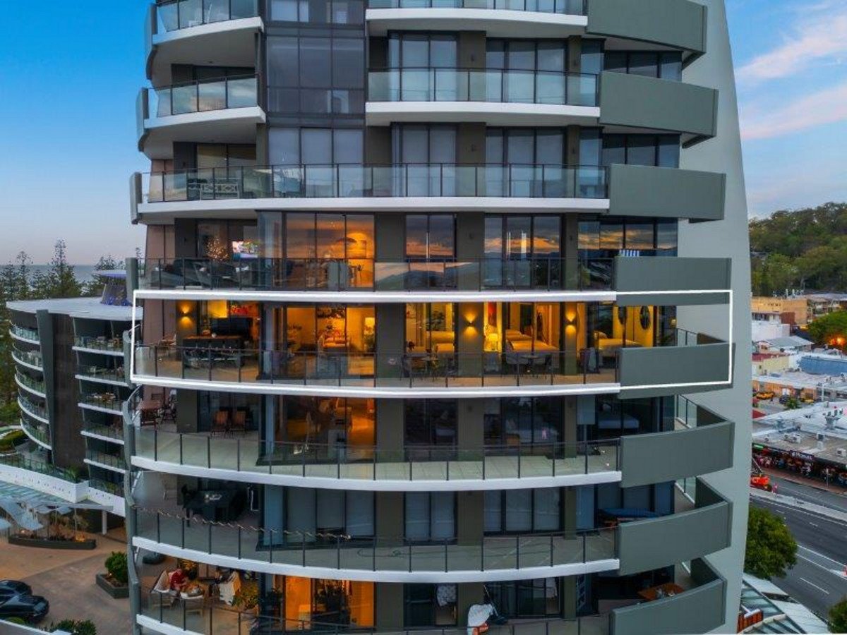 2094/2-14 The Esplanade Burleigh Heads 3