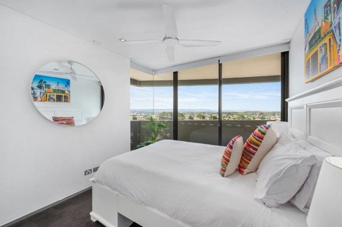 2094/2-14 The Esplanade Burleigh Heads 15