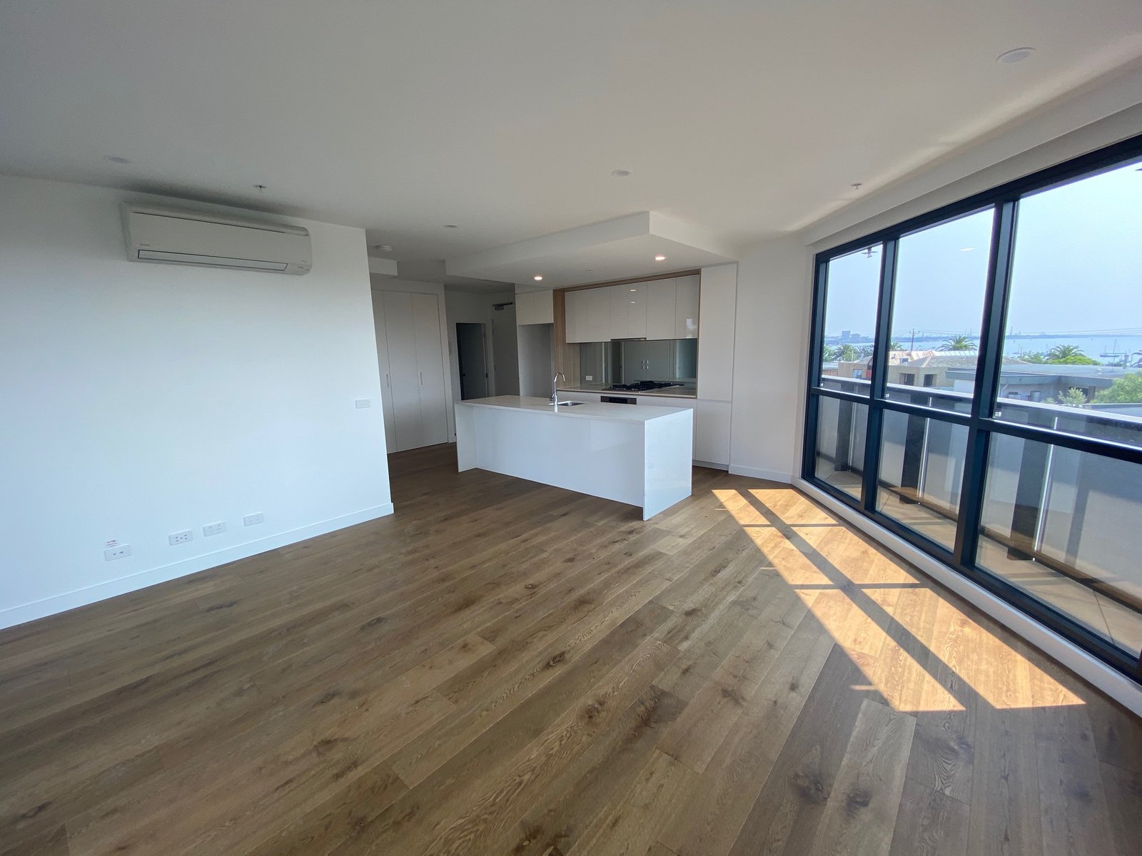Gallery: 209/51 Mercer Street