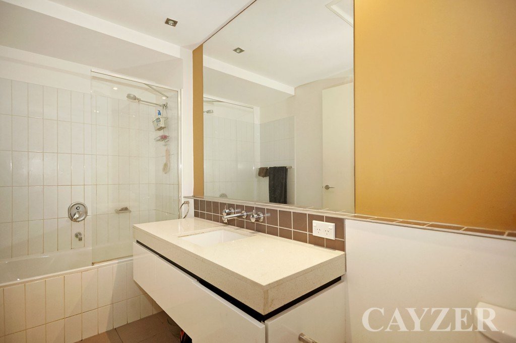 Gallery: 209/91 Dow Street