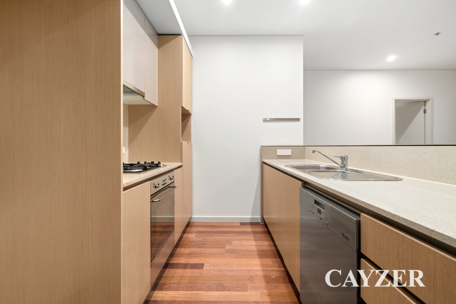 Gallery: 209/93 Dow Street