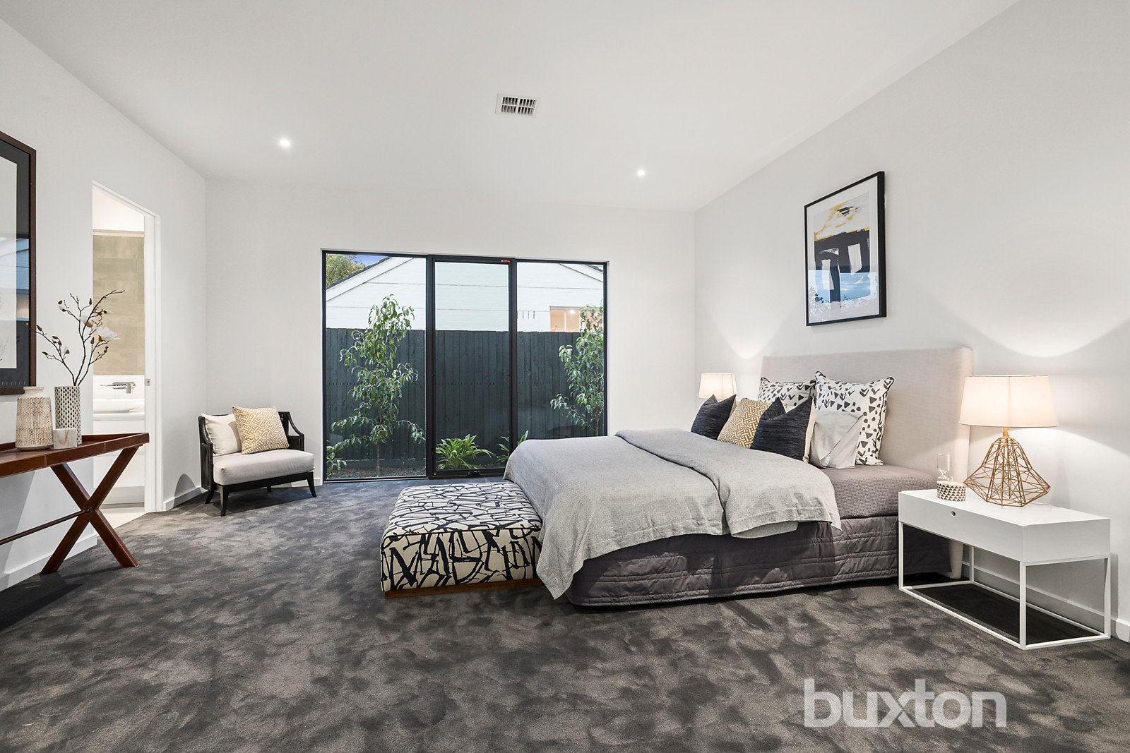 Gallery: 20a Camperdown Street