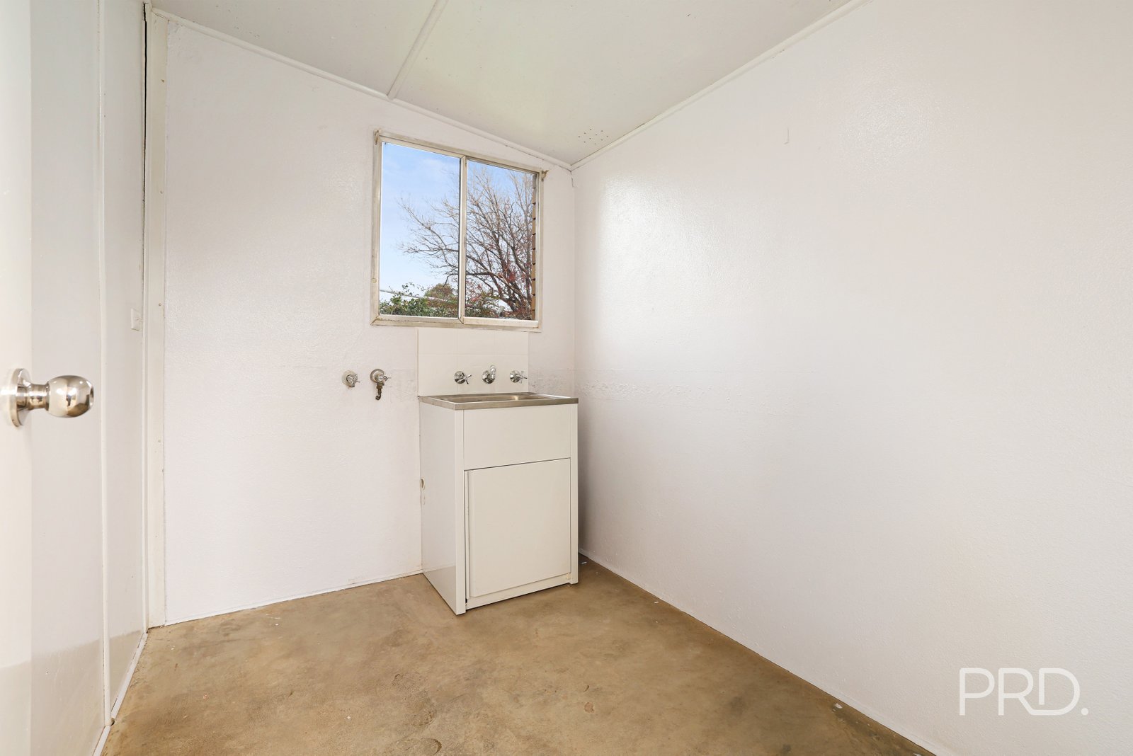 20a Churchill Street TAMWORTH 8