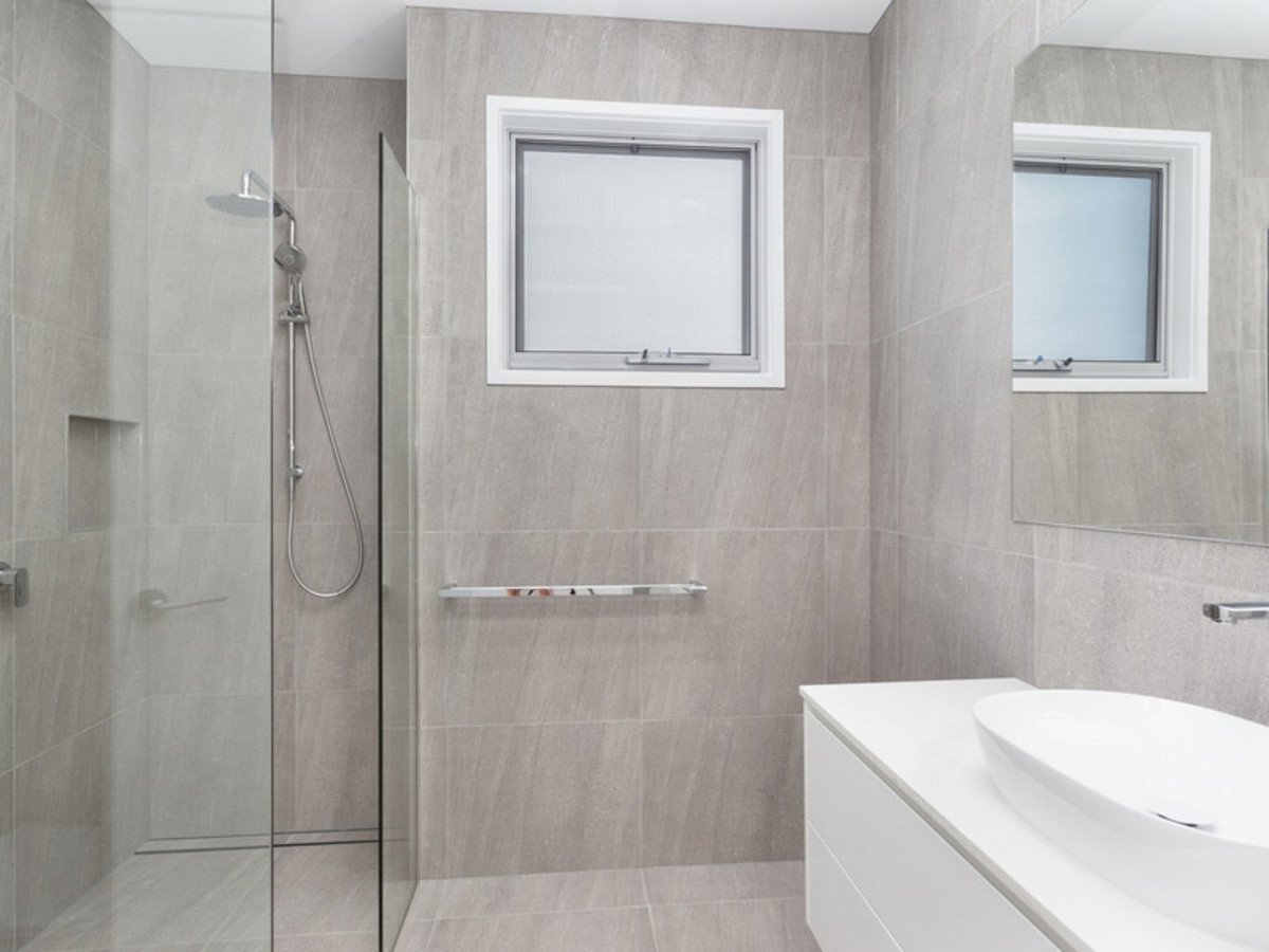 20a Sunshine Parade MIAMI 9