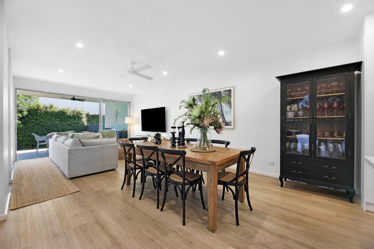 20a Sunshine Parade MIAMI 6