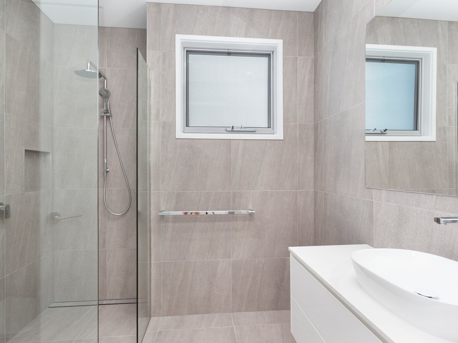 20a Sunshine Parade MIAMI 10