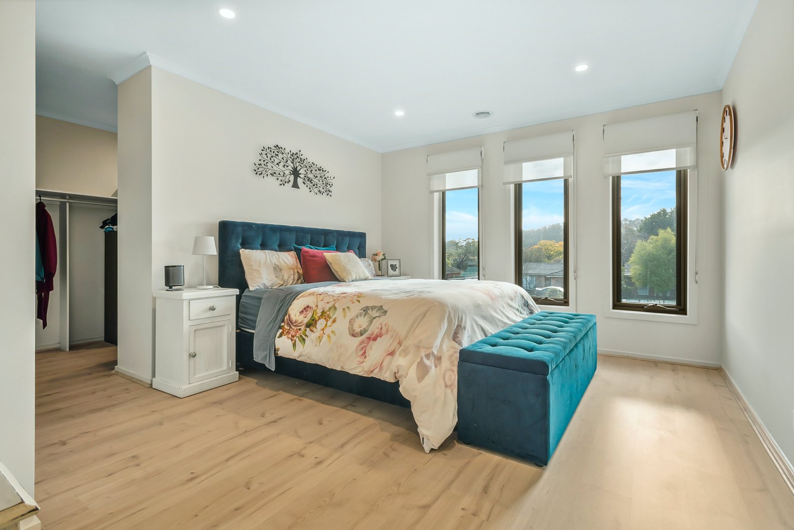 Real Estate and Property in 20B Anslow Street, Woodend, VIC