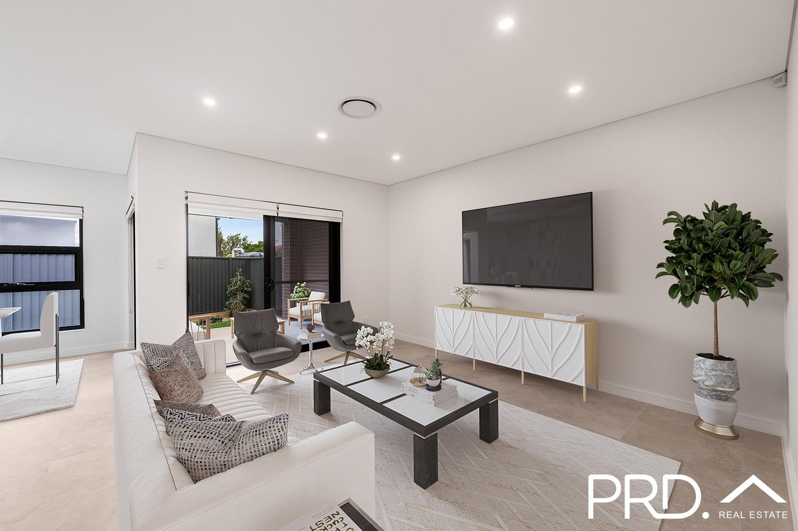 20b Craig Avenue MOOREBANK 2