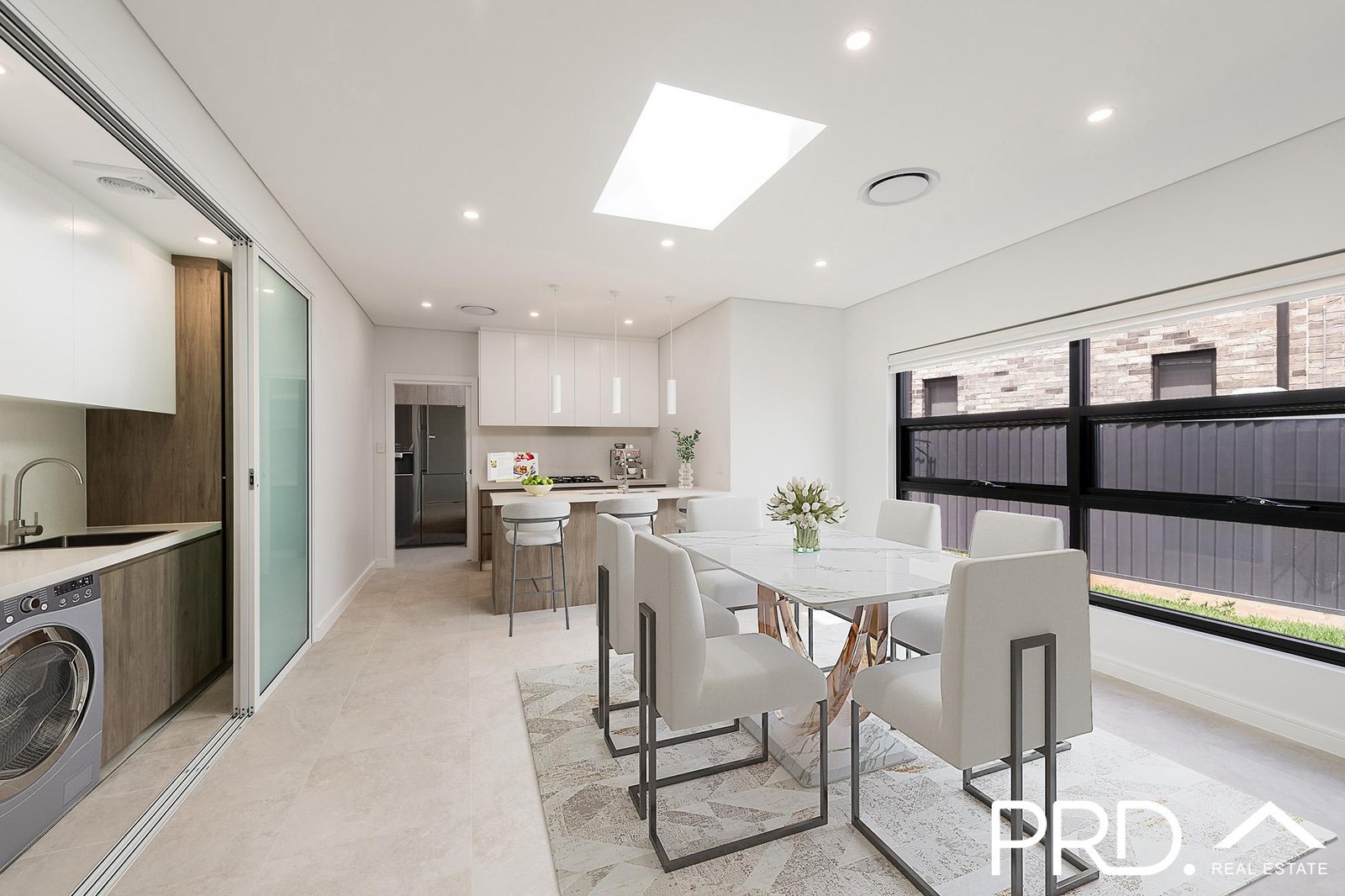 20b Craig Avenue MOOREBANK 3