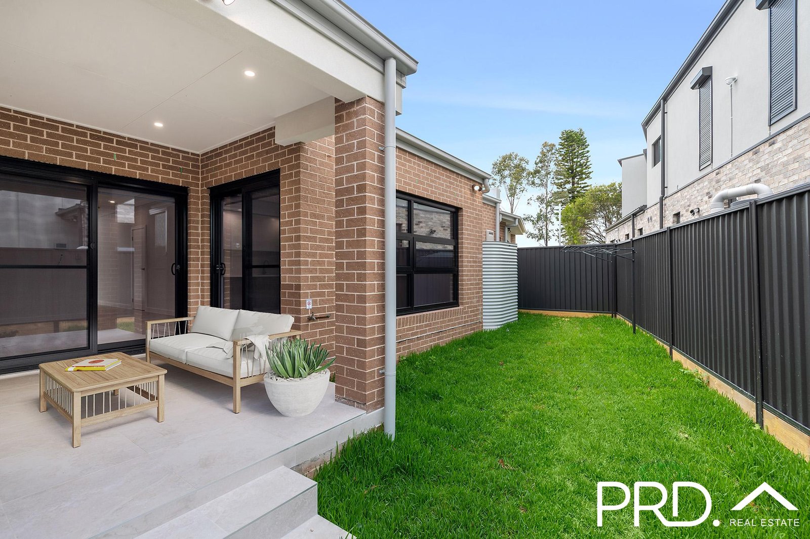 20b Craig Avenue MOOREBANK 8