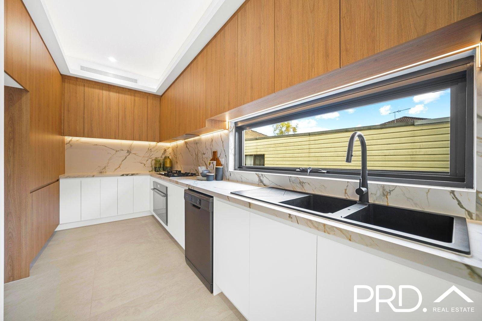 20b Donald Street PICNIC POINT 7