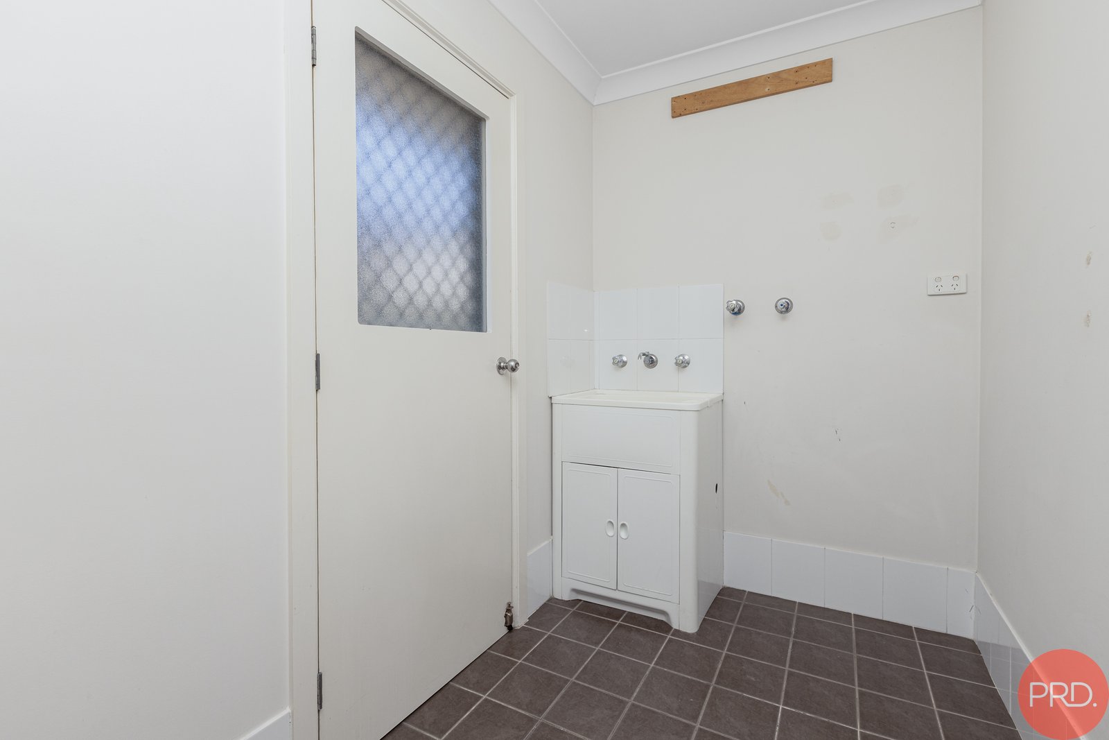 20B Stronach Avenue EAST MAITLAND 13