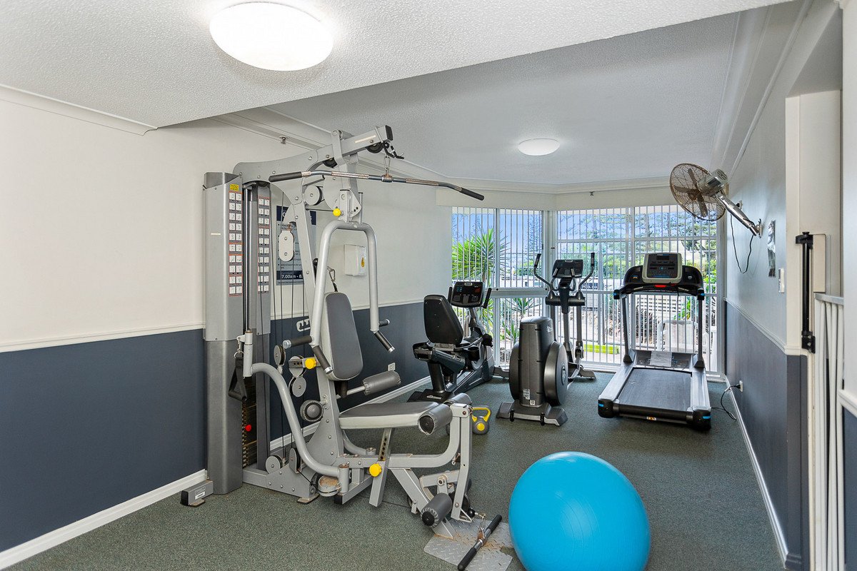 20E/238 The Esplanade Burleigh Heads 23