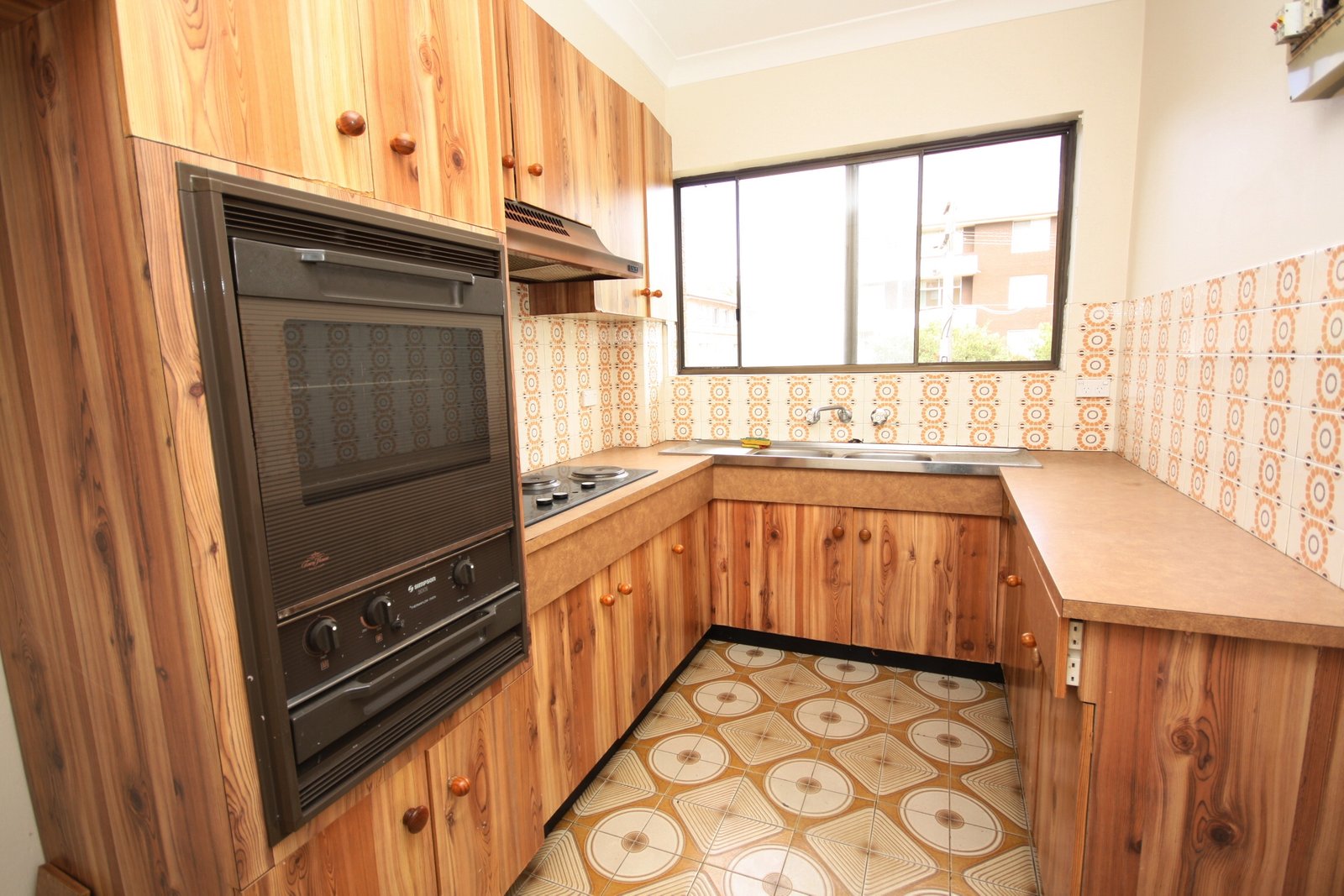 21-23 Bruce Street BRIGHTON-LE-SANDS 3