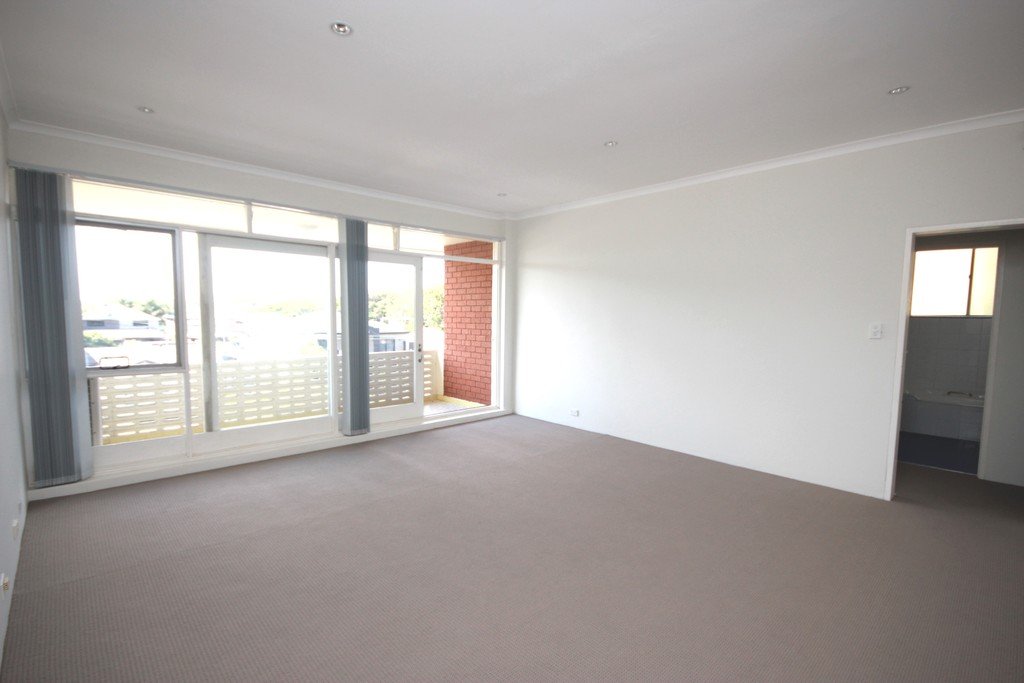 21-23 Gannon Avenue DOLLS POINT 2